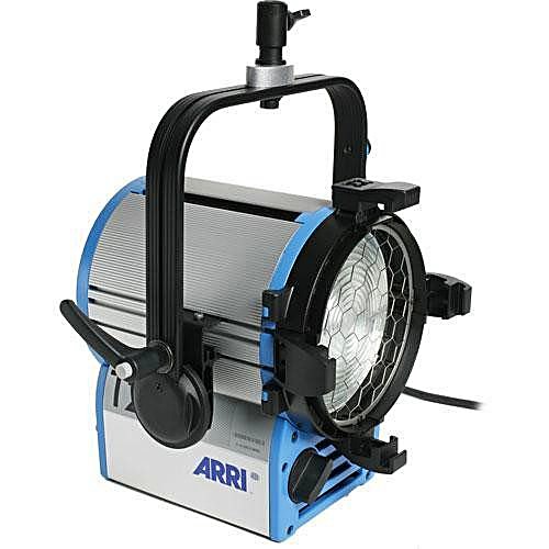 Arri Sun 2.5/4kw HMI Par con lentillas · Alquiler de equipos audiovisuales en Bogotá, Colombia · ARTTV Pro Rental