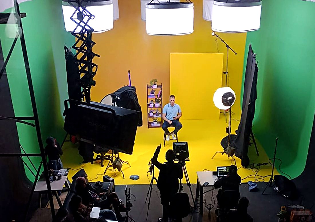 Estudio 2 de Arttv Studios, estudio de grabación en Bogotá